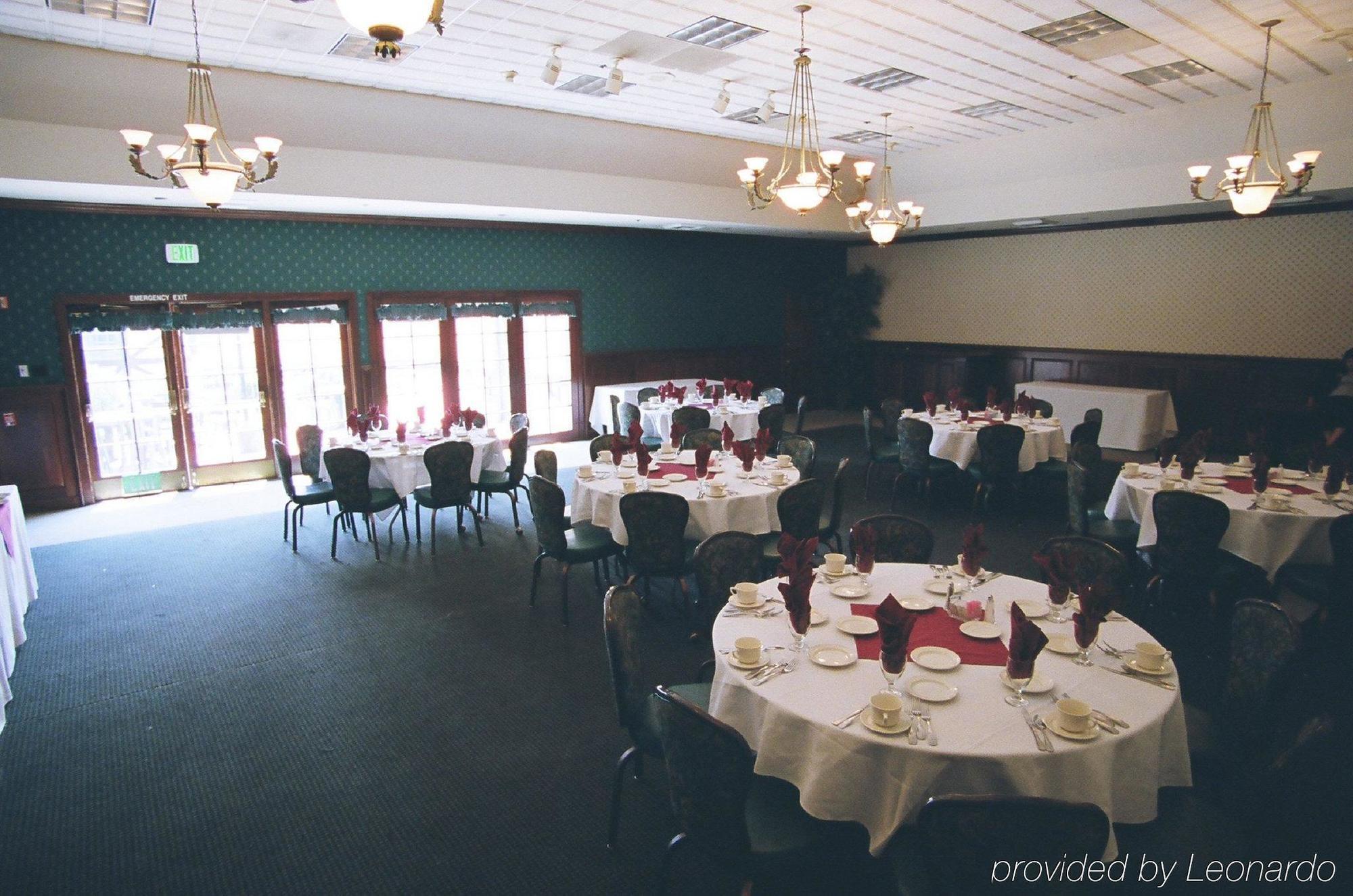 Holiday Inn Selma - Swancourt Buitenkant foto