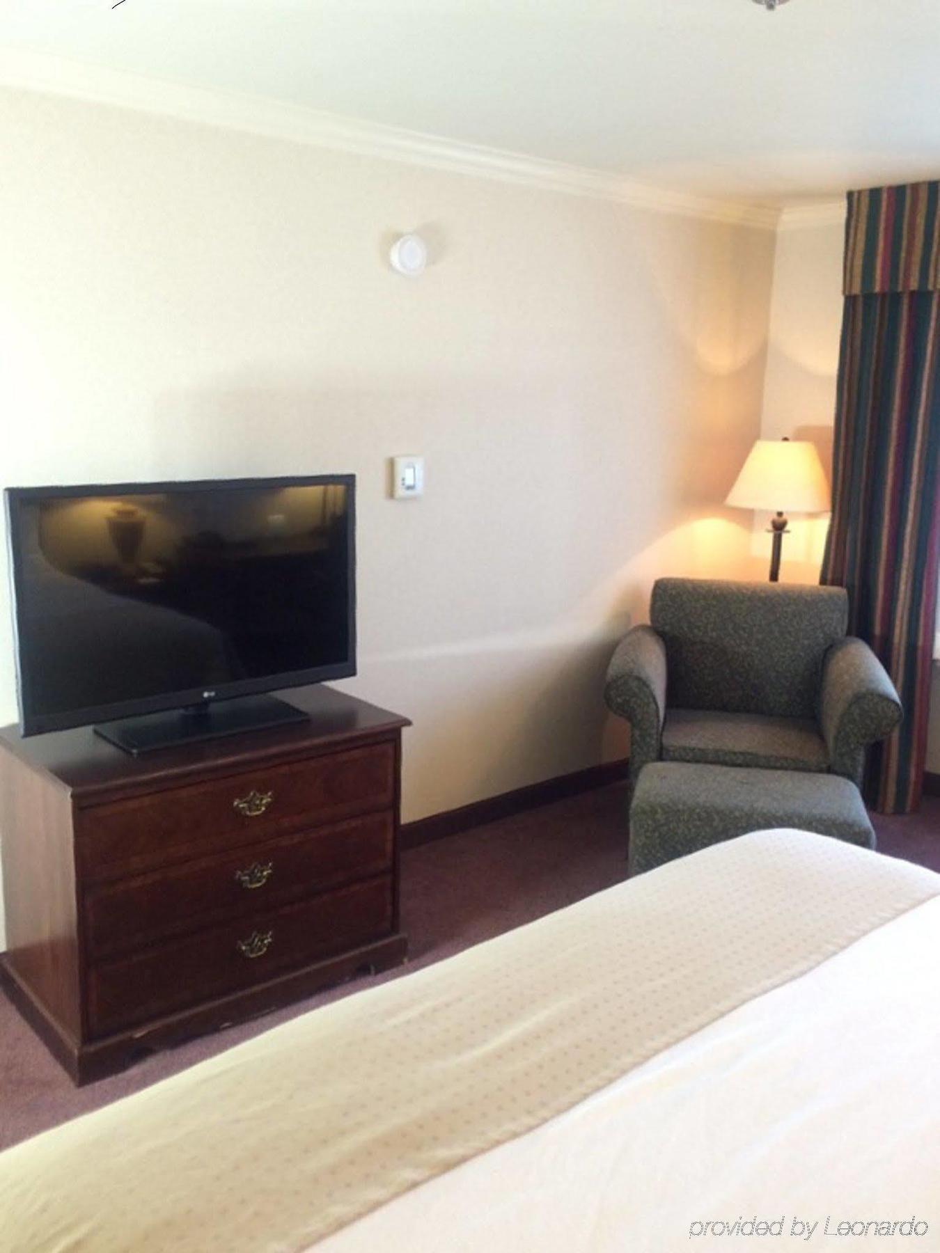 Holiday Inn Selma - Swancourt Buitenkant foto