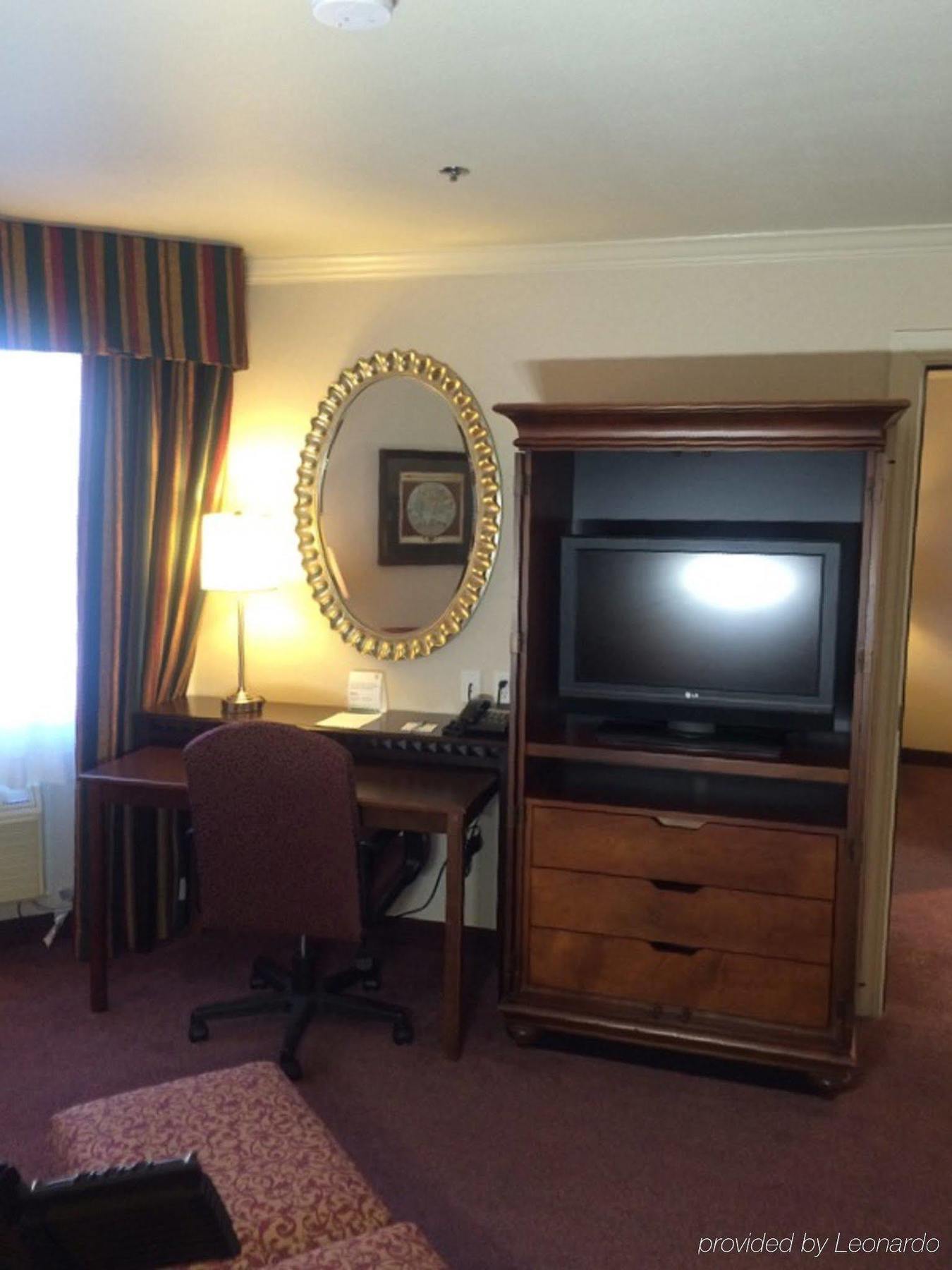 Holiday Inn Selma - Swancourt Buitenkant foto