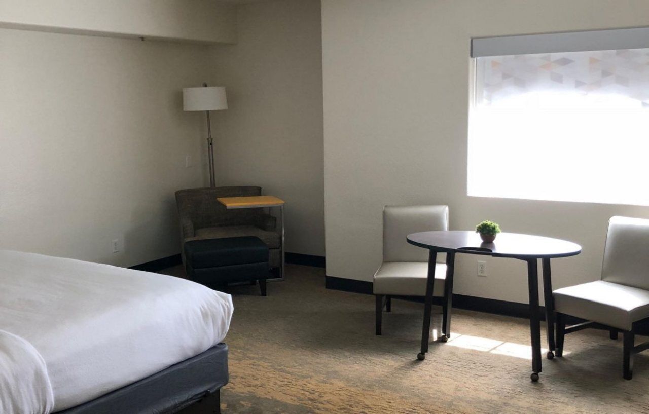 Holiday Inn Selma - Swancourt Buitenkant foto